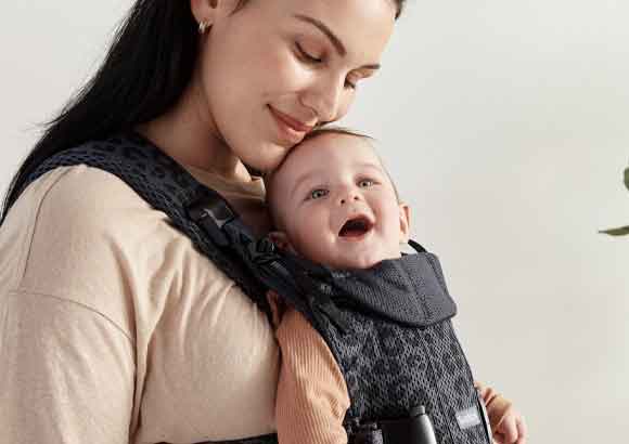 How to put on Baby Carrier One Air