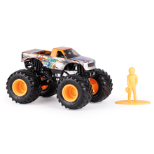 Load image into Gallery viewer, Monster Jam 1:64 Scale Die Cast Monster Truck Assorted
