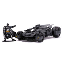 Load image into Gallery viewer, Batman 1:32 Diecast Model Car
