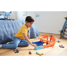 Load image into Gallery viewer, Hot Wheels Action Spiral Race Playset
