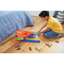 Load image into Gallery viewer, Hot Wheels Action Spiral Race Playset
