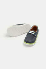 Load image into Gallery viewer, Mothercare Navy Boat Shoes
