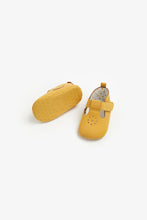 Load image into Gallery viewer, Mothercare Mustard T-Bar Pram Shoes
